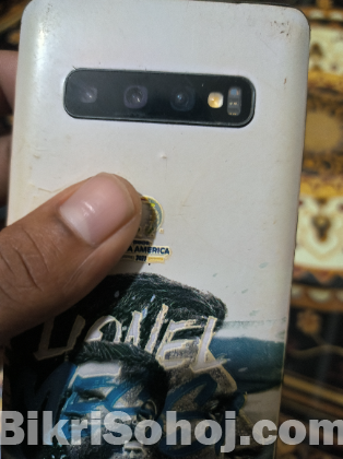 Samsung S10